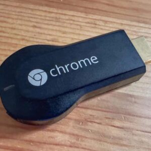Google Chromecast cumple más de 10 años y todavía sigue acompañando nuestros televisores: repasamos su historia